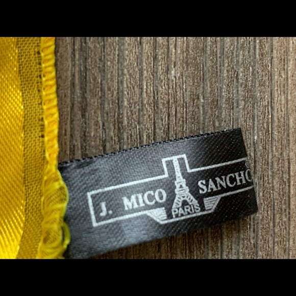 Scarf from Paris - Picture 6 of 9